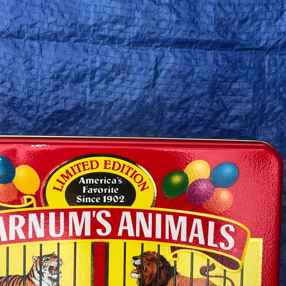 Barnum’s Animals - Picture 2 of 3